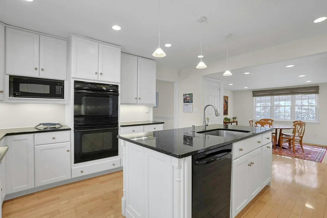 Photo of 41 Deepwood Drive