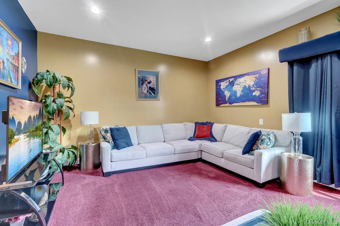 Photo of 21 Morris Avenue
