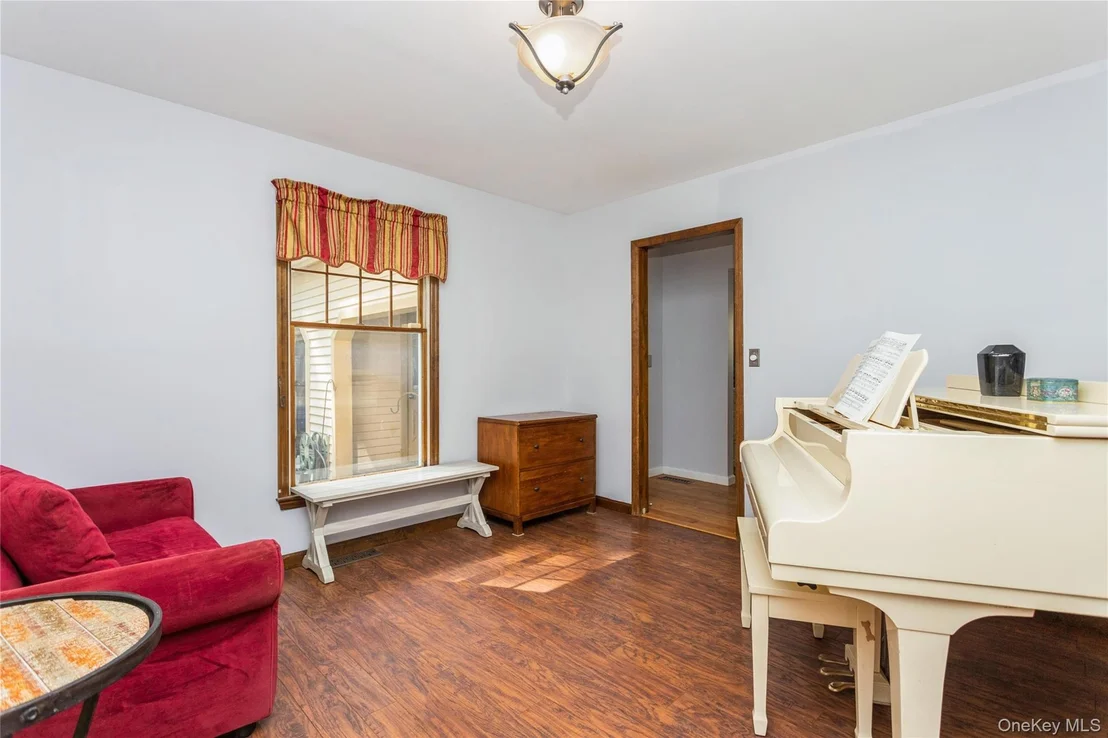 Photo of 324 Garrison Woods Lane