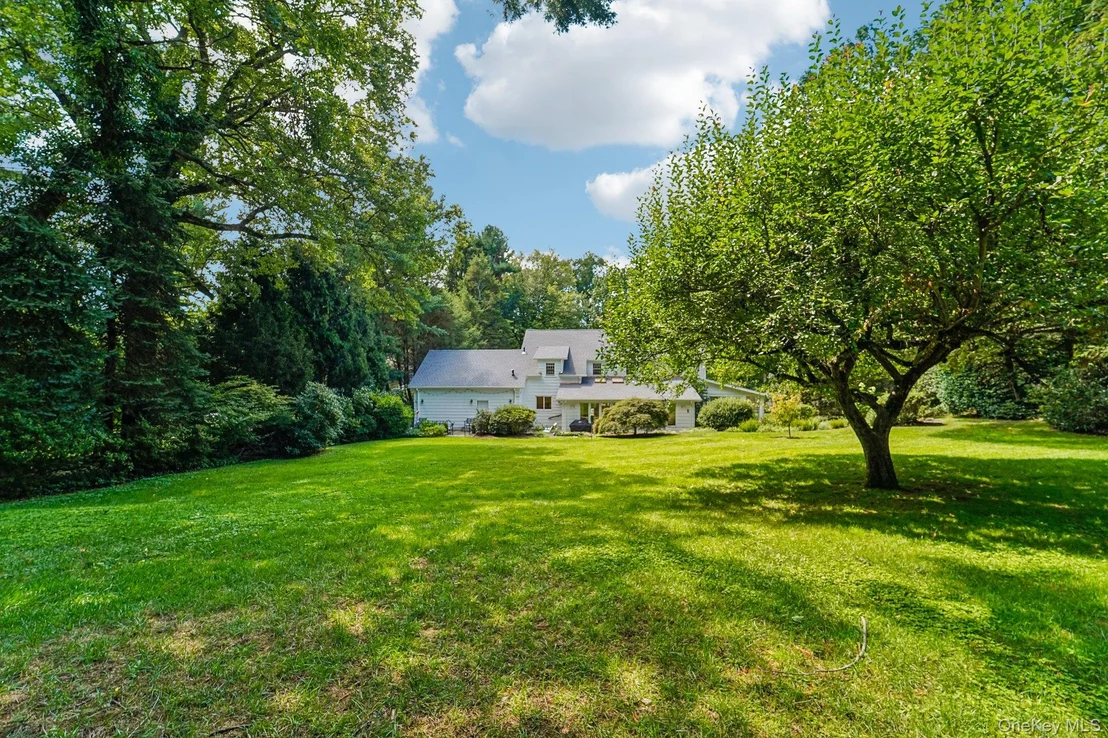 Photo of 16 Edgewood Drive
