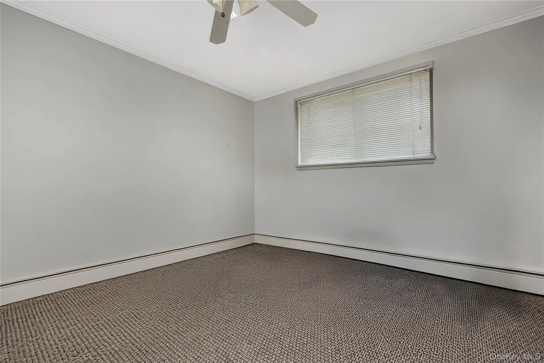 Photo of 900 Flanders Drive