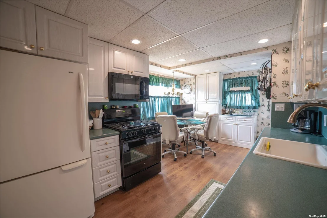 Photo of 263 Clement Avenue