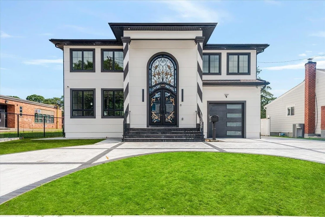 Photo of 1489 Howell Road