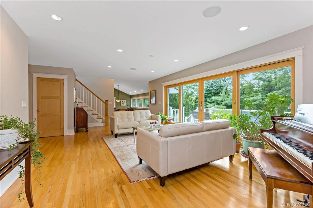 Photo of 52 Old Manitou Road