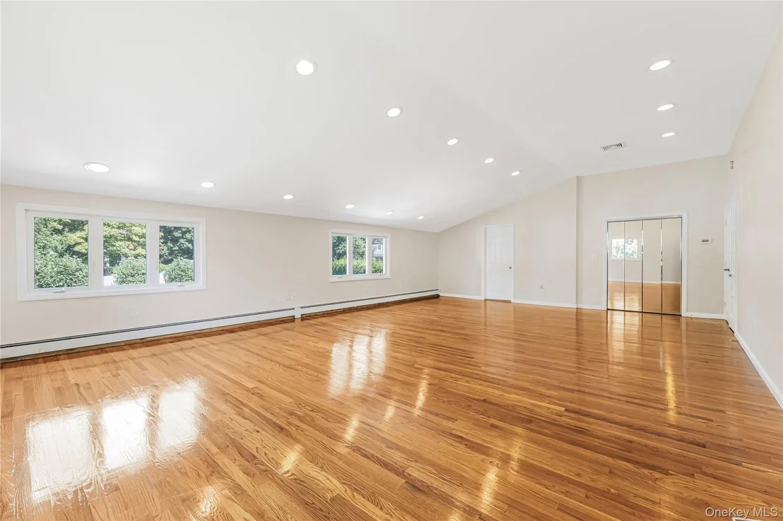 Photo of 397 Concord Road