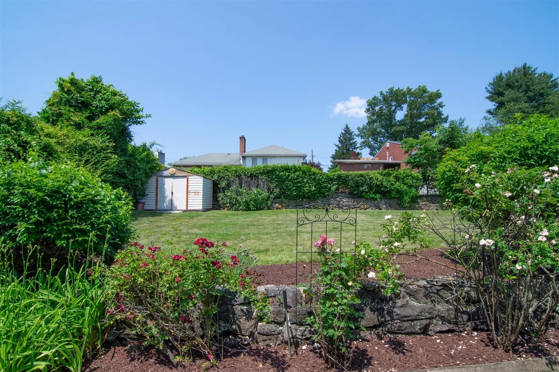 Photo of 164 Roundhill Drive