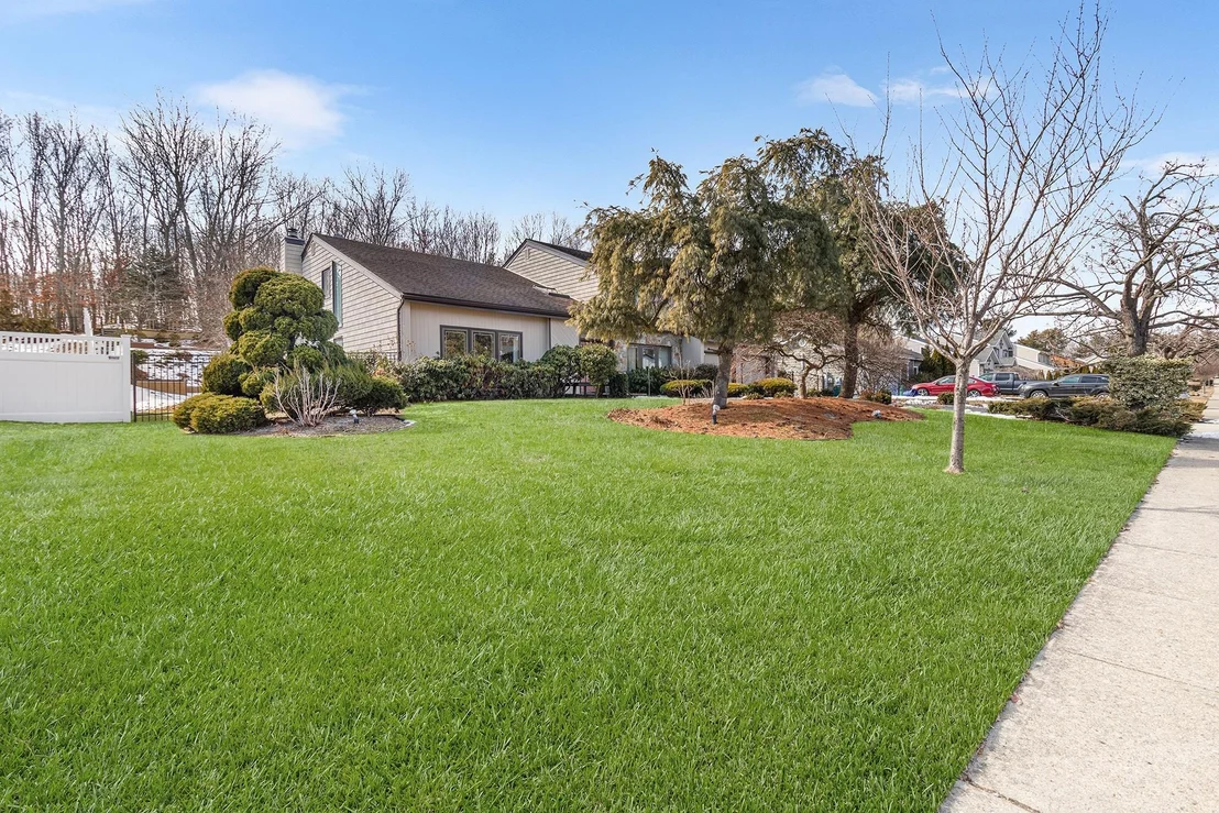 Photo of 51 Timber Ridge Drive