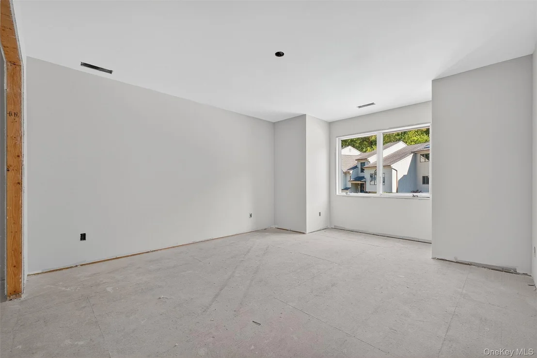 Photo of 35 Driftwood Drive