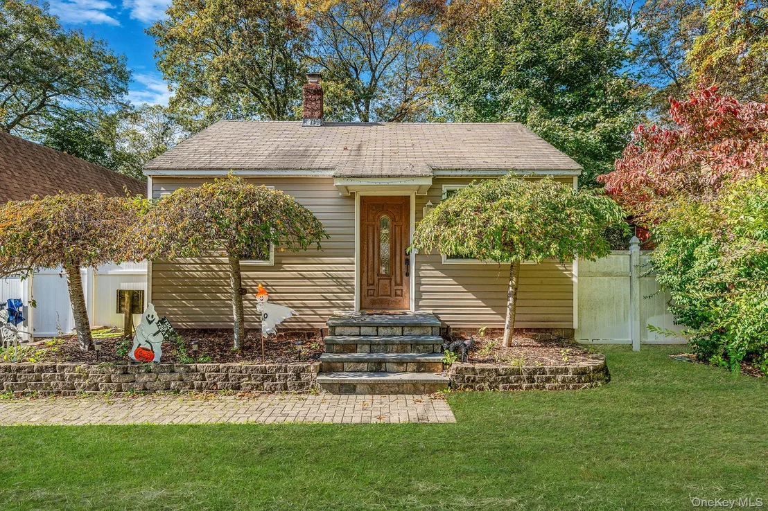 Photo of 128 Lakeside Trail