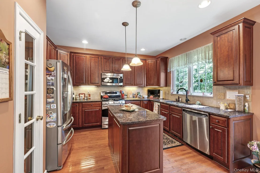 Photo of 181 Stony Brook Road
