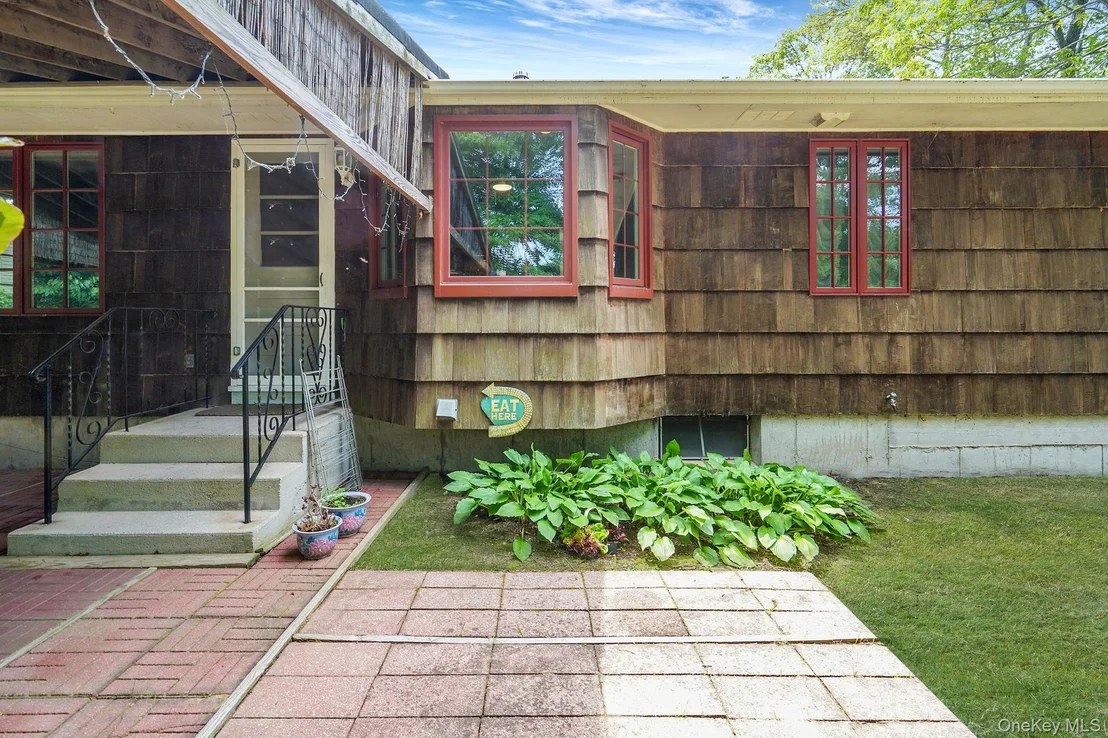 Photo of 29 Patchogue Road