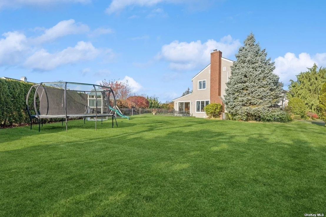 Photo of 1300 Harbor Road