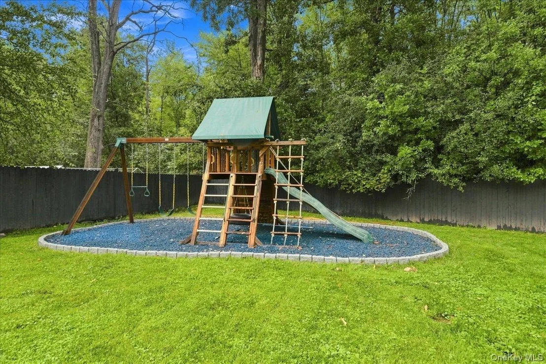 Photo of 21 Dennis Road