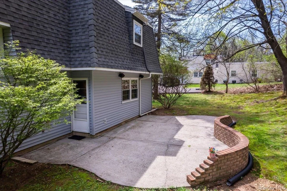 Photo of 3 Spring Rock Place