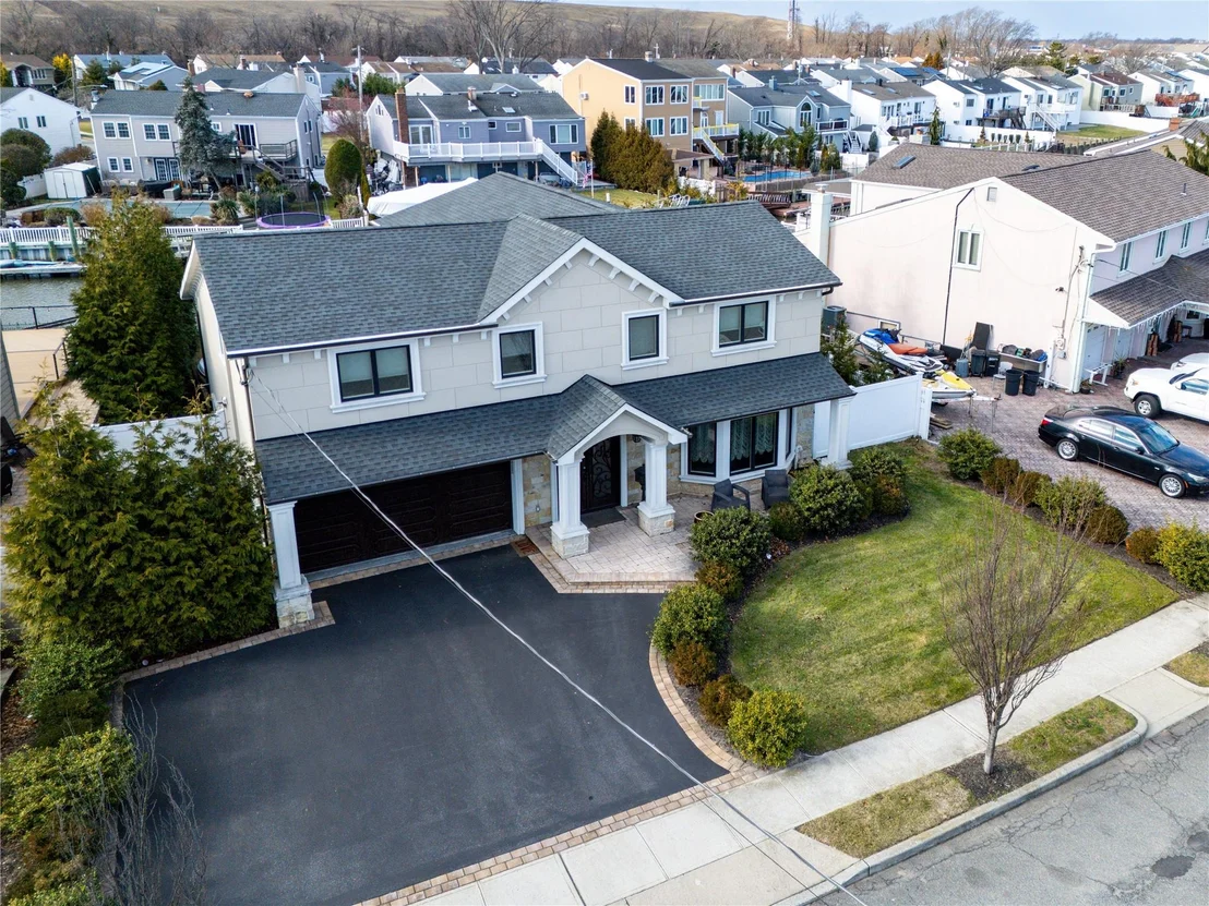 Photo of 3844 Carrel Boulevard