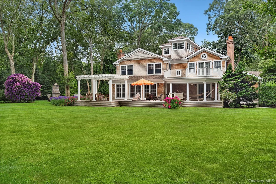 Photo of 55 Cedar Lane W