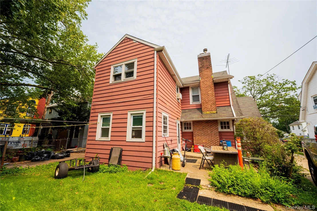 Photo of 122 Parsons Drive