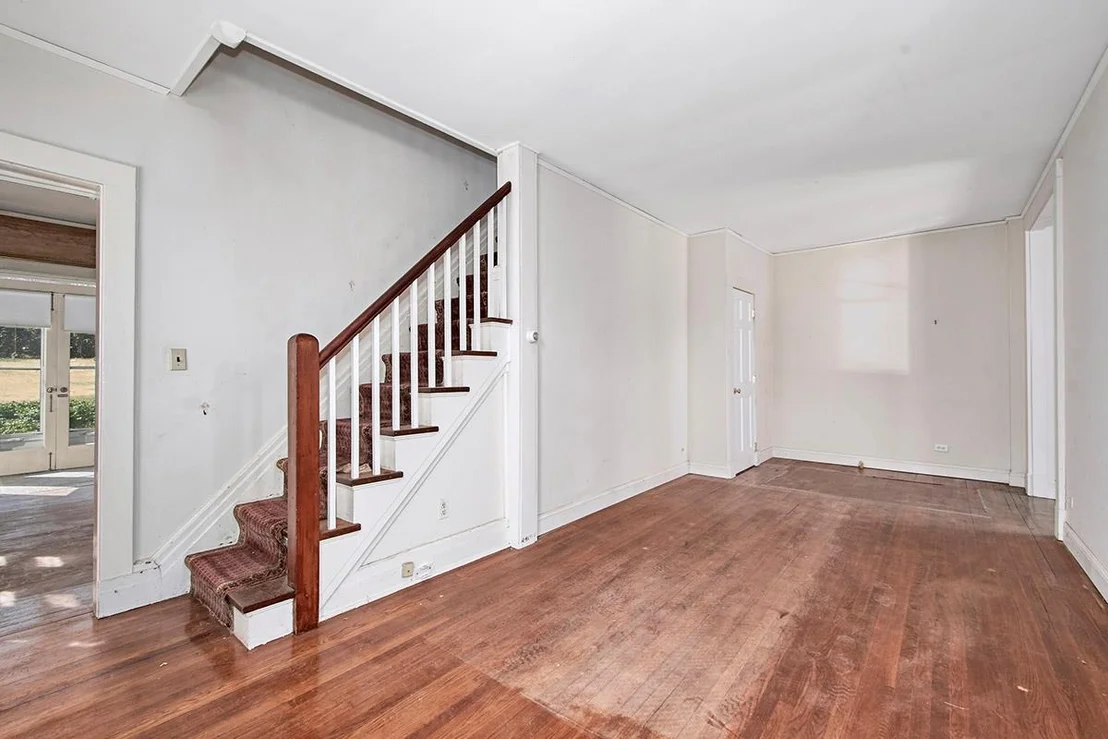 Photo of 10 Leroy Place