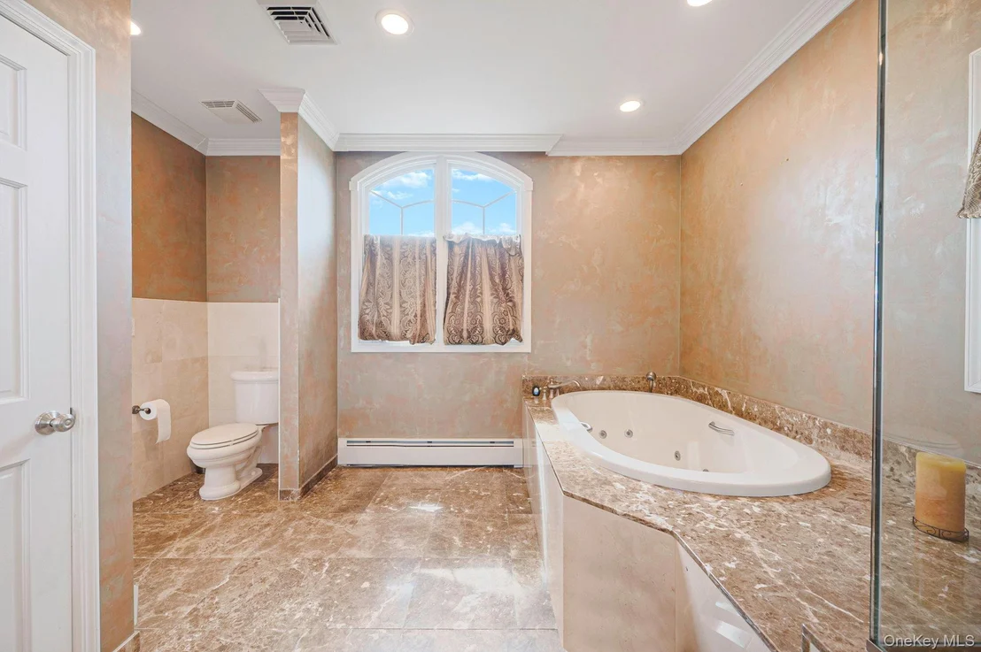 Photo of 122 Southern Parkway