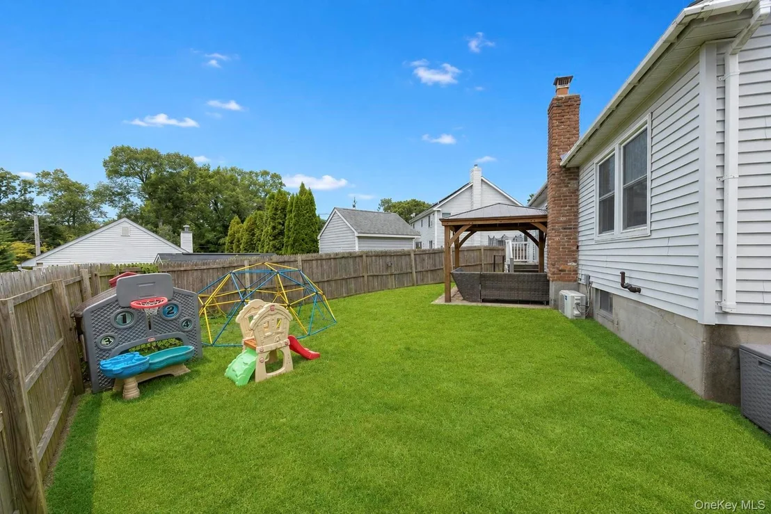 Photo of 18 Hillcrest Road