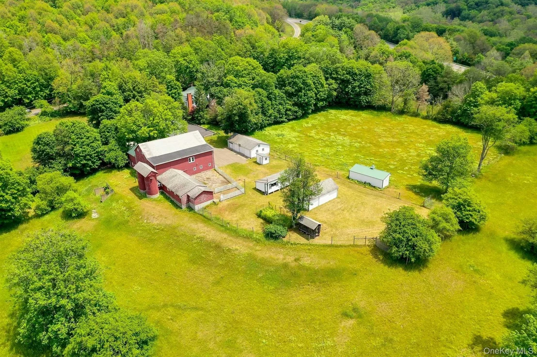 Photo of 1598 Jackson Corners Road