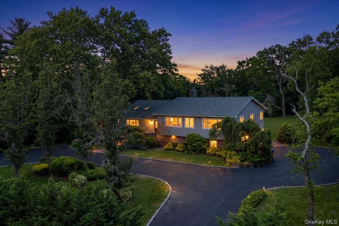 Photo of 230 Richards Lane