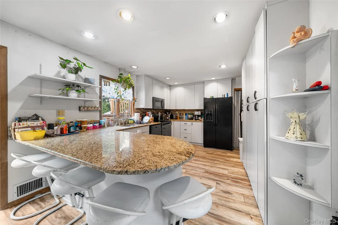 Photo of 65 Elmtree Lane