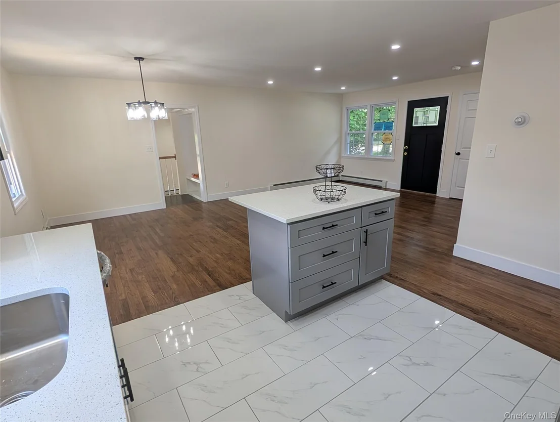 Photo of 669 Vassar Road