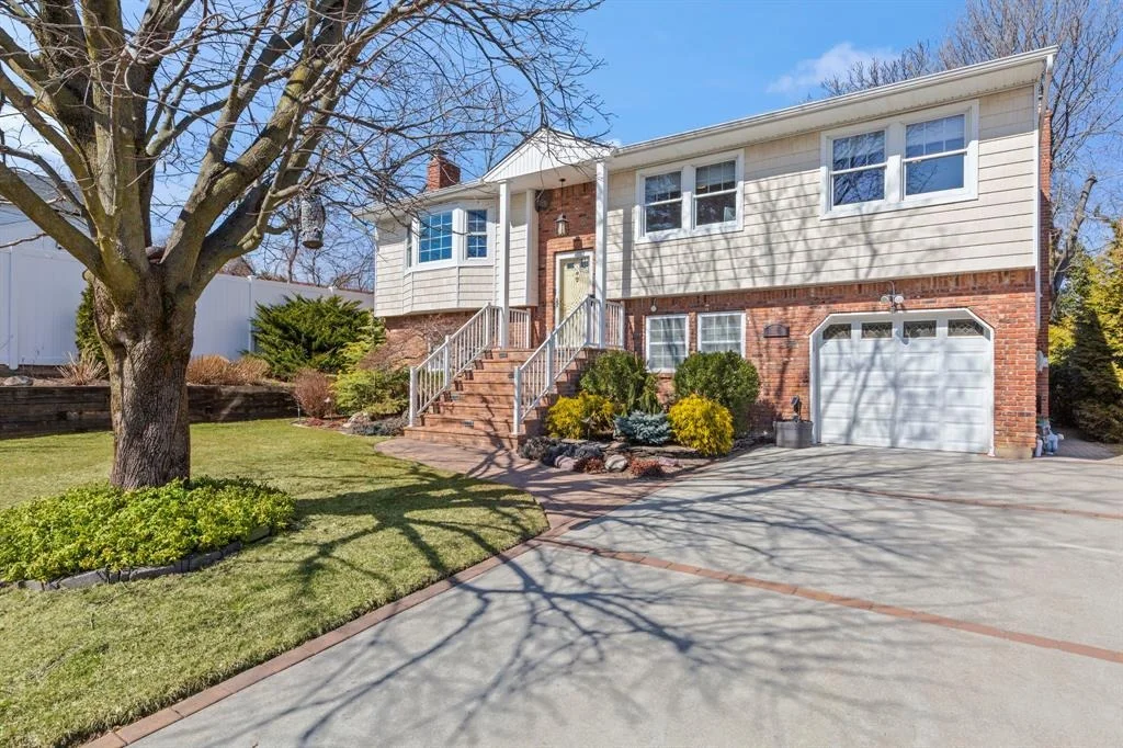 Photo of 1017 Donna Court