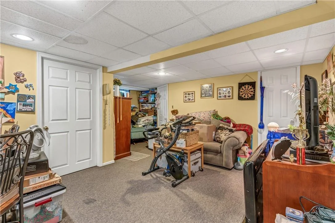 Photo of 10 Knoll Lane