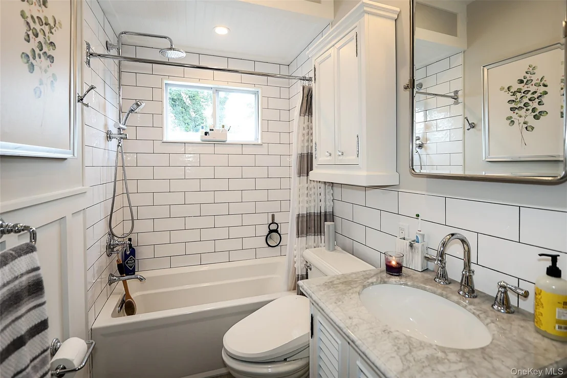 Photo of 8 Dumond Place