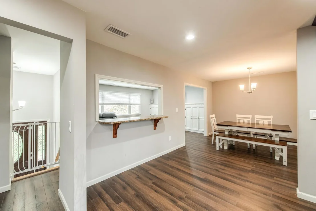 Photo of 176 Cedar Valley Road