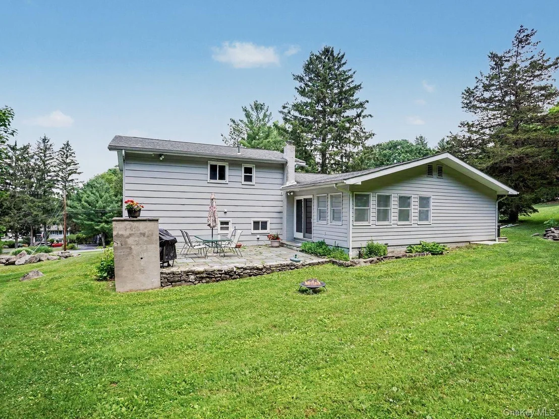 Photo of 11 Leona Drive