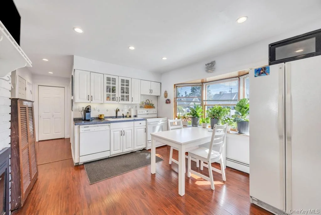 Photo of 142 Blacksmith Road E