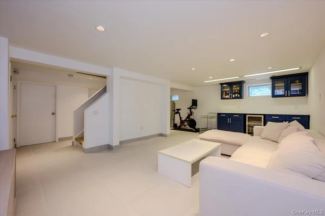 Photo of 8 Parkside Drive
