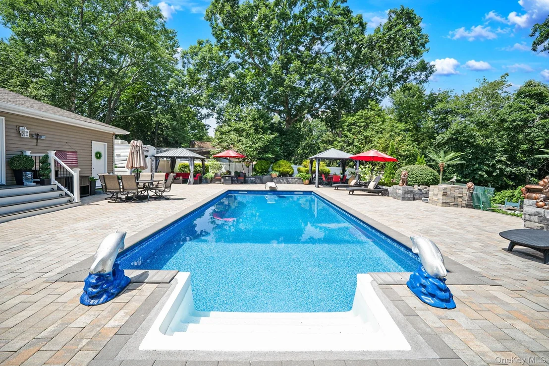 Photo of 5 Overlook Drive