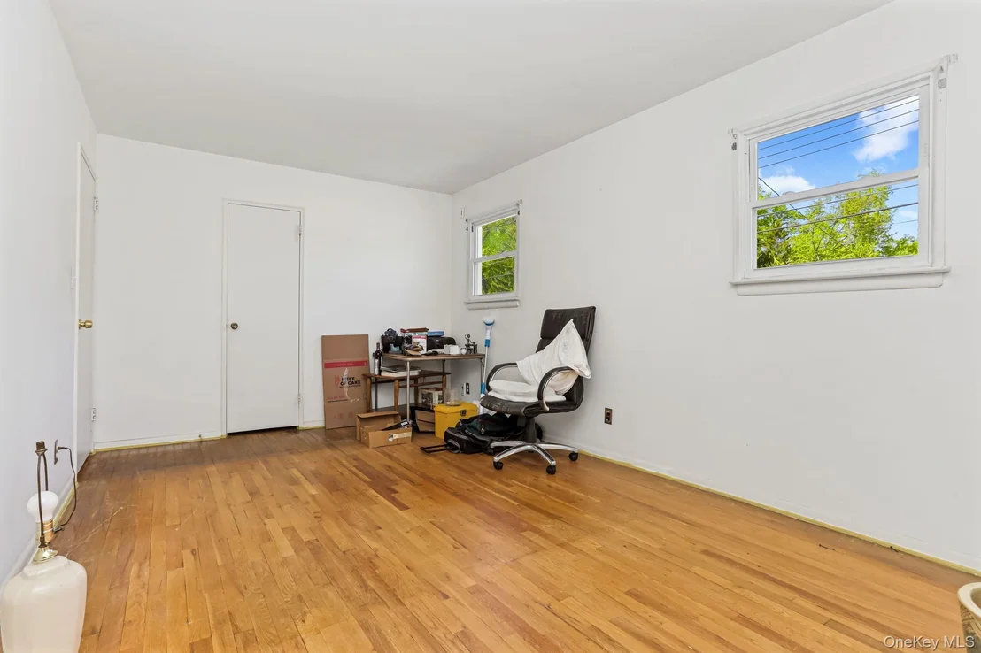 Photo of 42 Lee Avenue