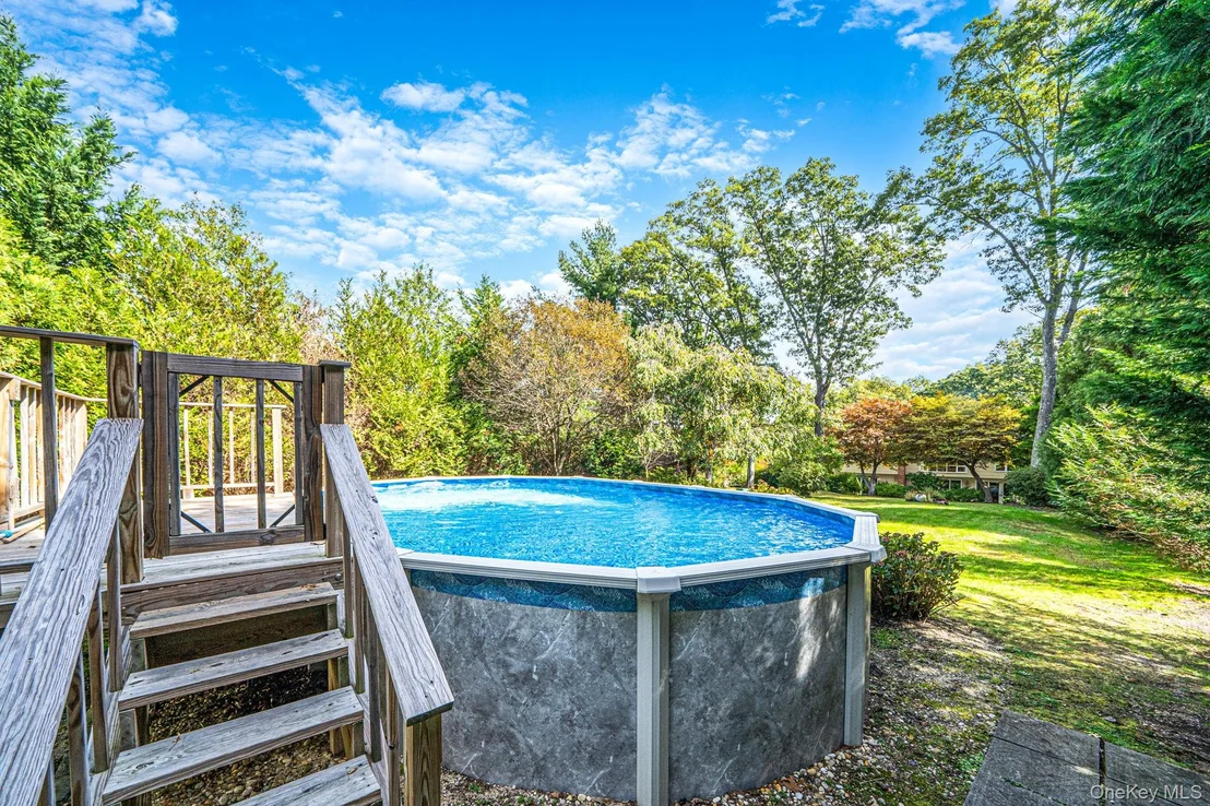Photo of 6 Wyandanch Boulevard