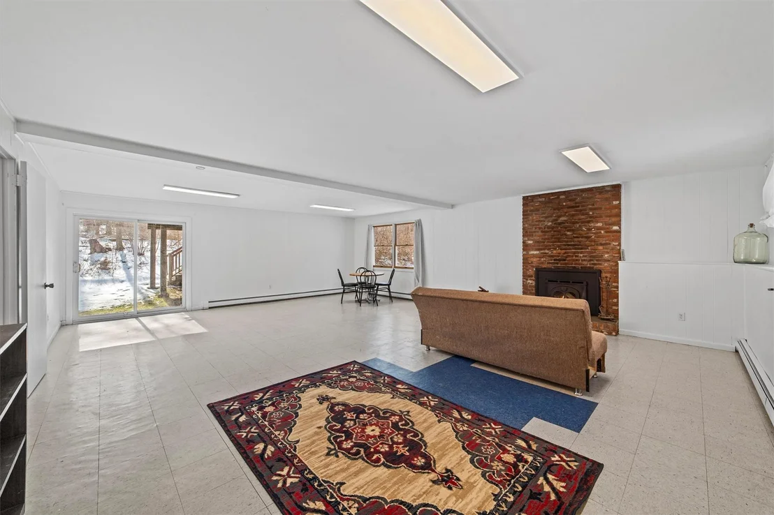 Photo of 255 Chadeayne Road