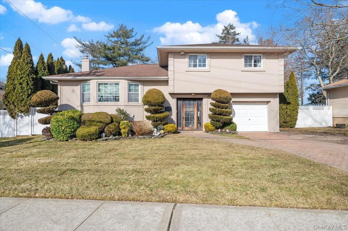 Photo of 62 Eileen Avenue