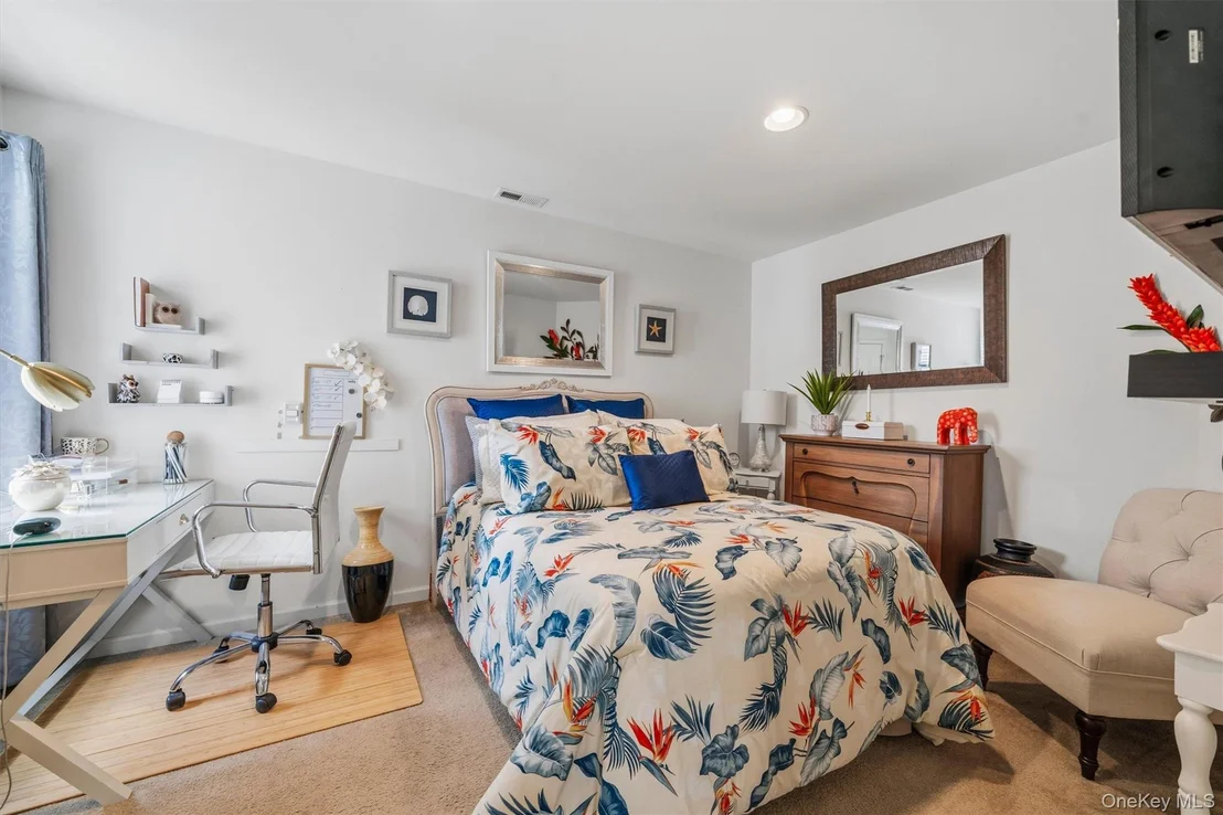 Photo of 93 Meadow View Drive