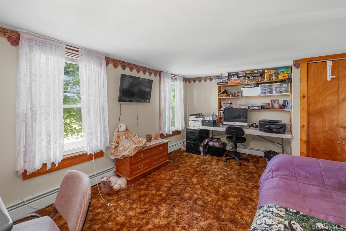 Photo of 421 Orchard Drive