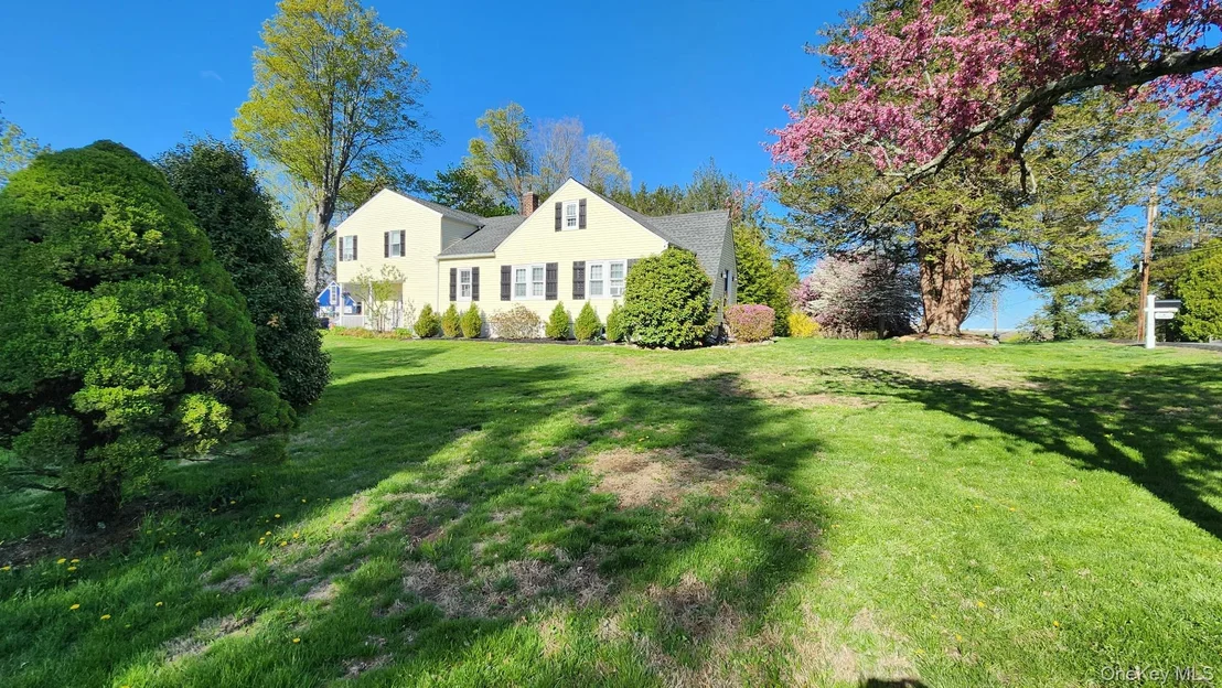 Photo of 8 Raymond Drive