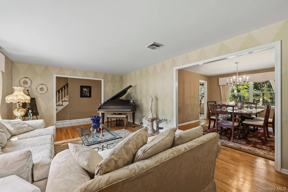 Photo of 24 Gregory Drive