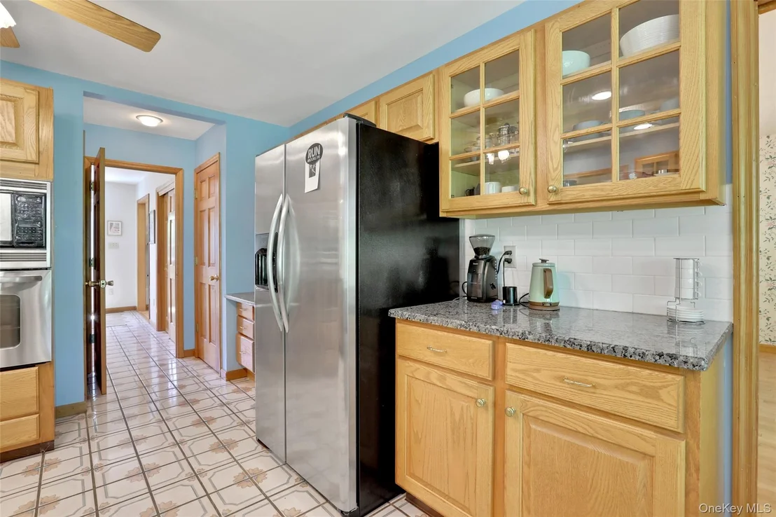 Photo of 8 White Pine Lane