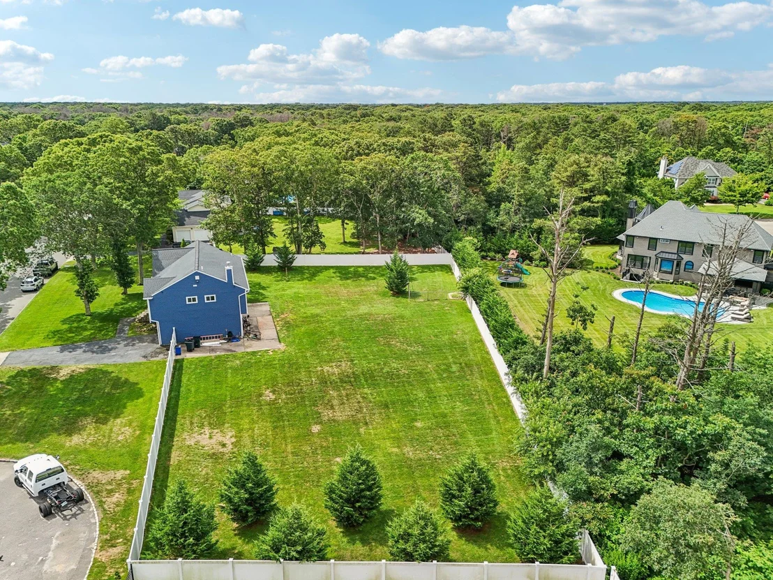 Photo of 2 Sommerset Drive