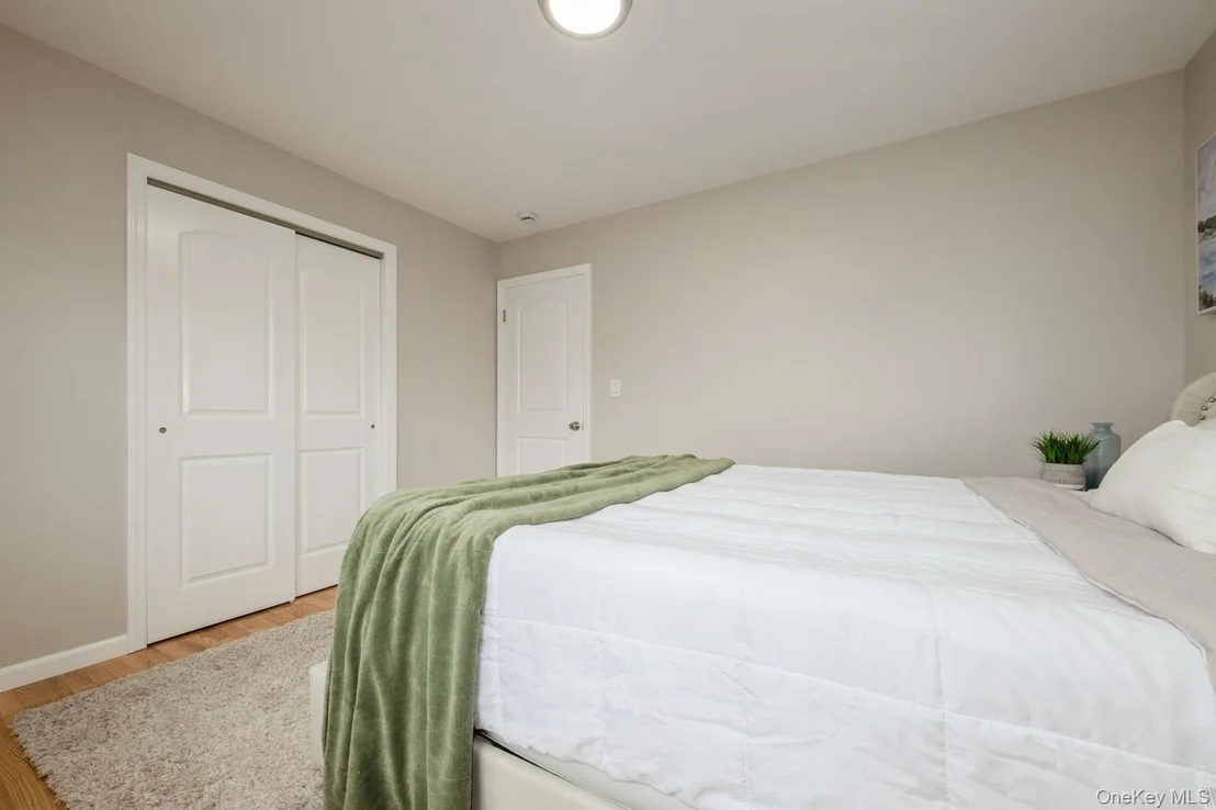 Photo of 1086 Lehman Road