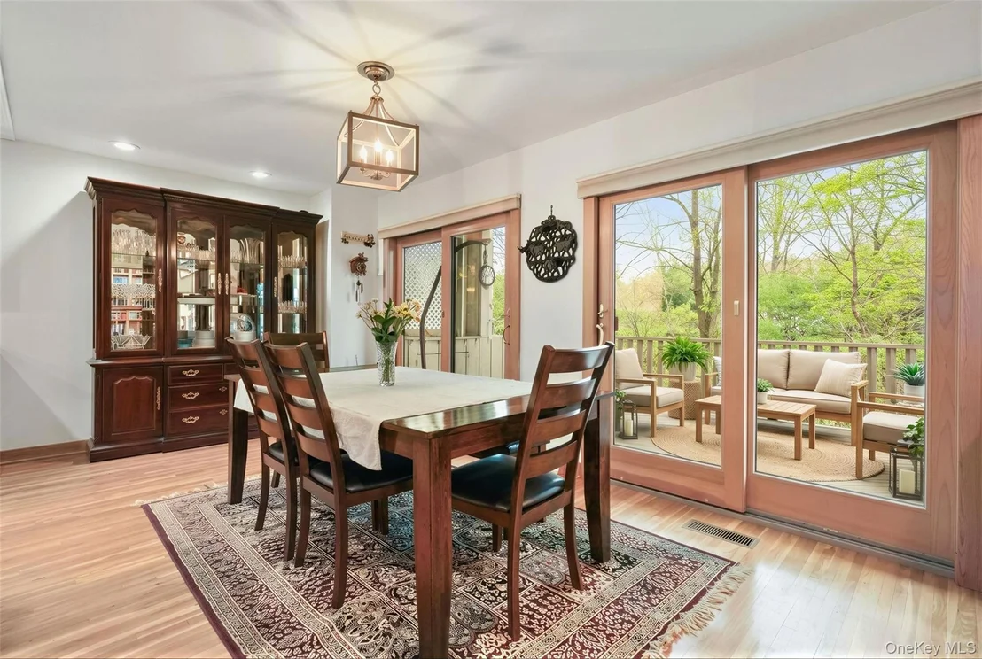 Photo of 8 Talcott Road