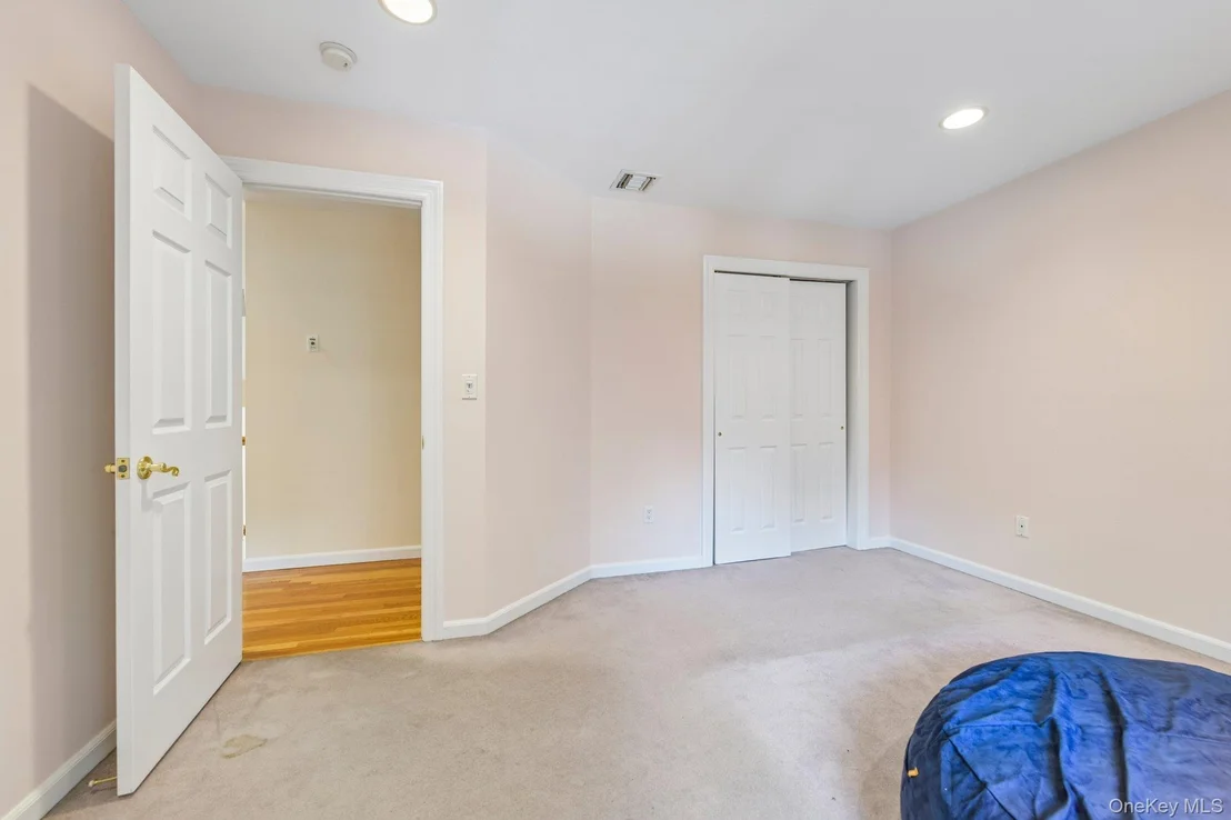 Photo of 2175 Helene Avenue