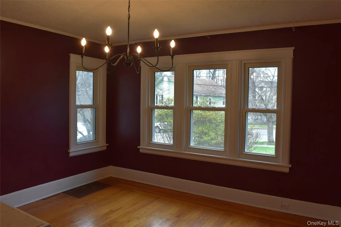 Photo of 21 Rosalind Road